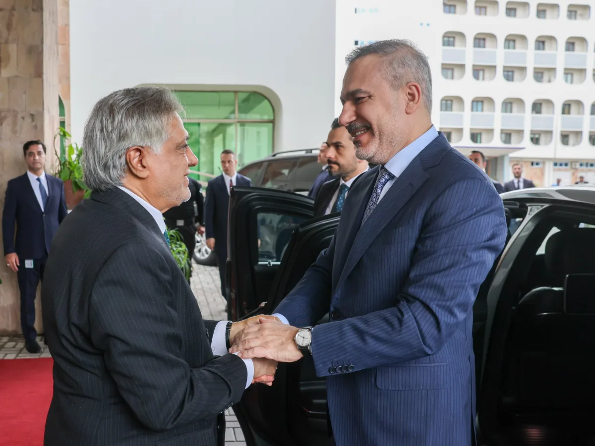Pakistan Leads Regional Diplomatic Push to Ease U.S.-Iran Tensions