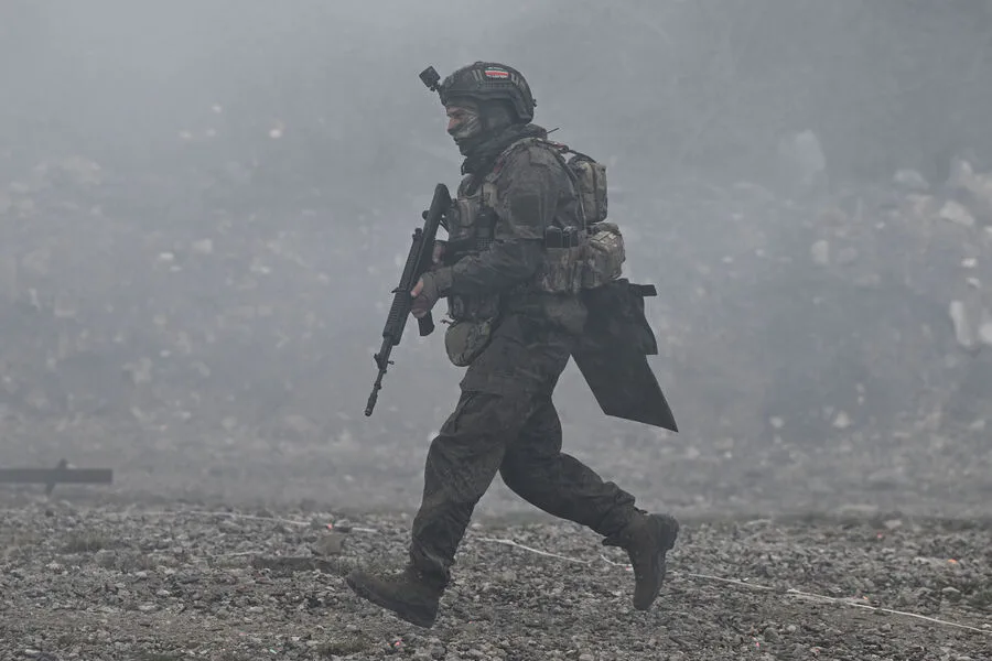 Russian Forces Seize Key Positions in Ukraine Amid Escalated Fighting