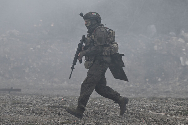 Russian Forces Seize Key Positions in Ukraine Amid Escalated Fighting