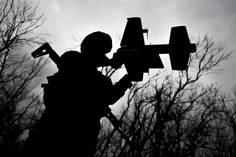 Abandoned Ukrainian Soldier Targeted in Chilling Drone Footage Sparks Controversy