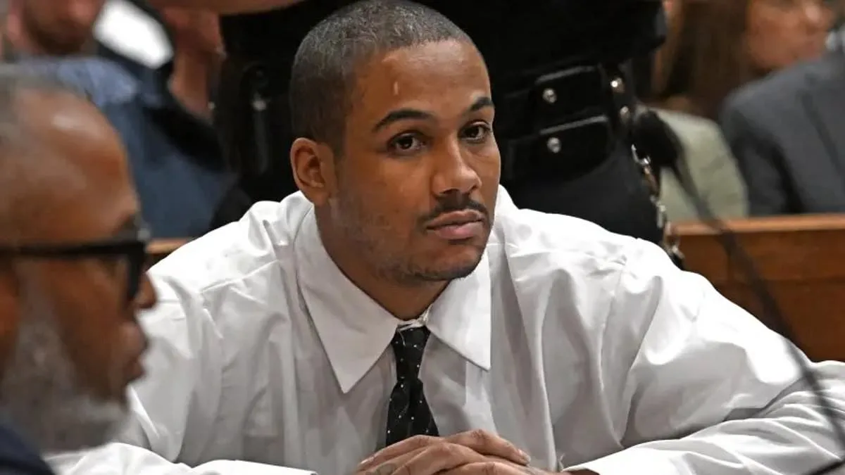 NYPD Officer's Murder Trial in Chaos After Jury Fails to Reach Verdict