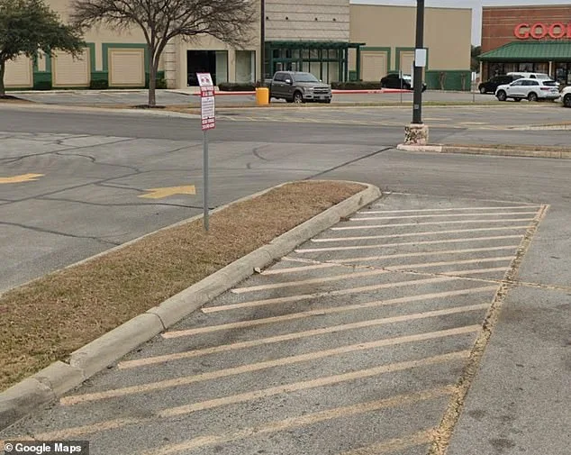 San Antonio Parking Lot Frustrates Visitors with $200 Tow Bills