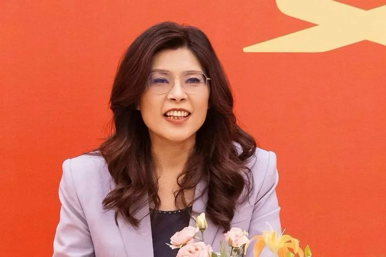 Cheng Li-wun's Historic Nanjing Visit: A Delicate Balancing Act in Cross-Strait Diplomacy