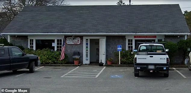 From Missed Chance to Lucky Break: Illinois Woman Wins $1 Million Using Mother's Forgotten Lottery Numbers