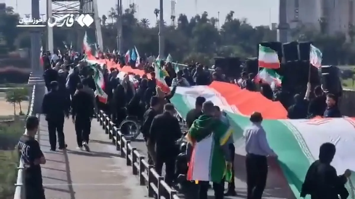 Iranians Forced to Become Human Shields as Trump's Ultimatum Looms and War Brings Crisis