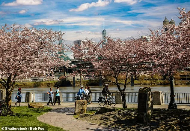 Portland Teen Survives Fatal Police Chase Crash into Willamette River; Three Killed