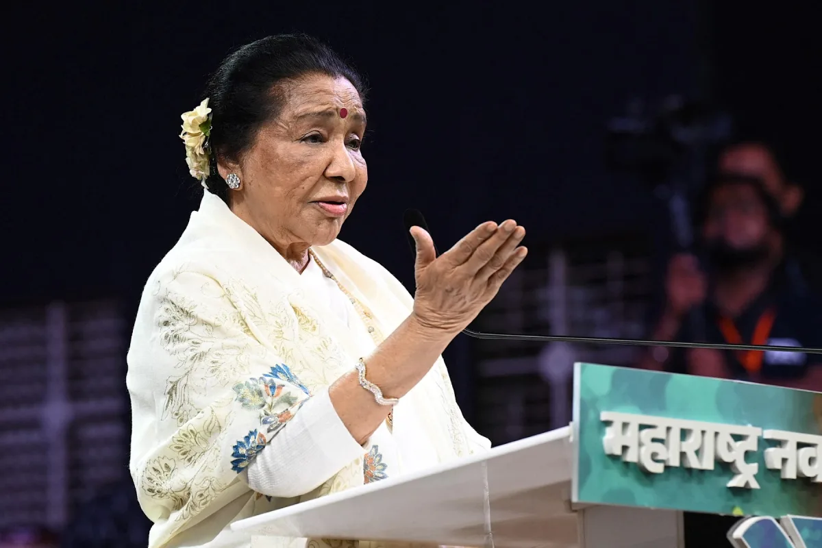 Asha Bhosle, Iconic Bollywood Singer, Dies at 92; Tributes Pour In for Legend