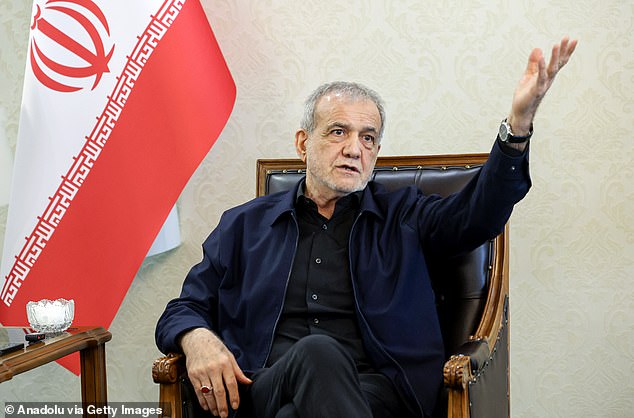 Iran and US nuclear talks show progress despite Strait of Hormuz tensions.