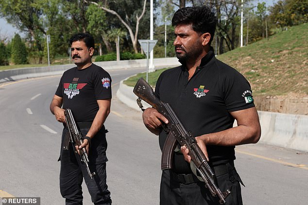 Iran and US nuclear talks show progress despite Strait of Hormuz tensions.