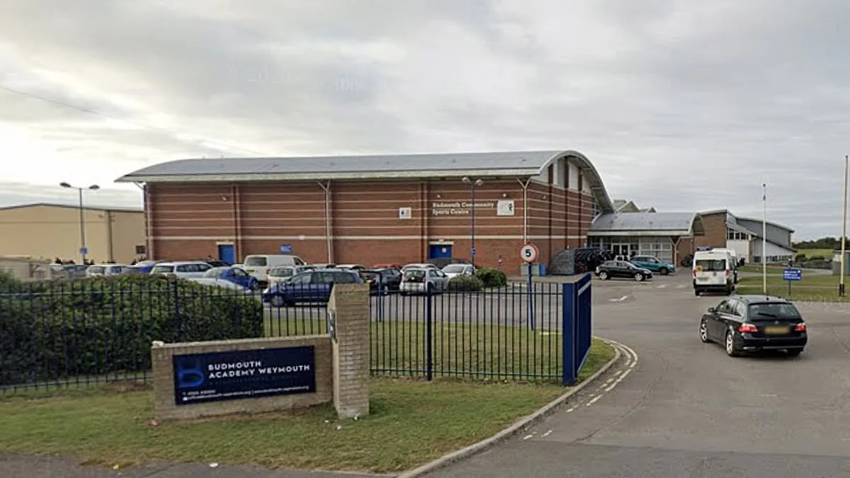 Meningitis B Outbreak: Three Cases Confirmed in Dorset Students