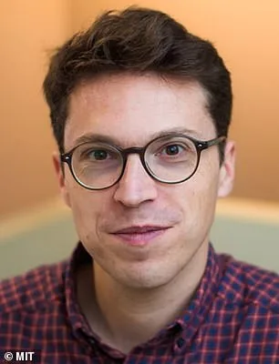 Mysterious Scientist Deaths: Trump Briefed on Mounting Cases.