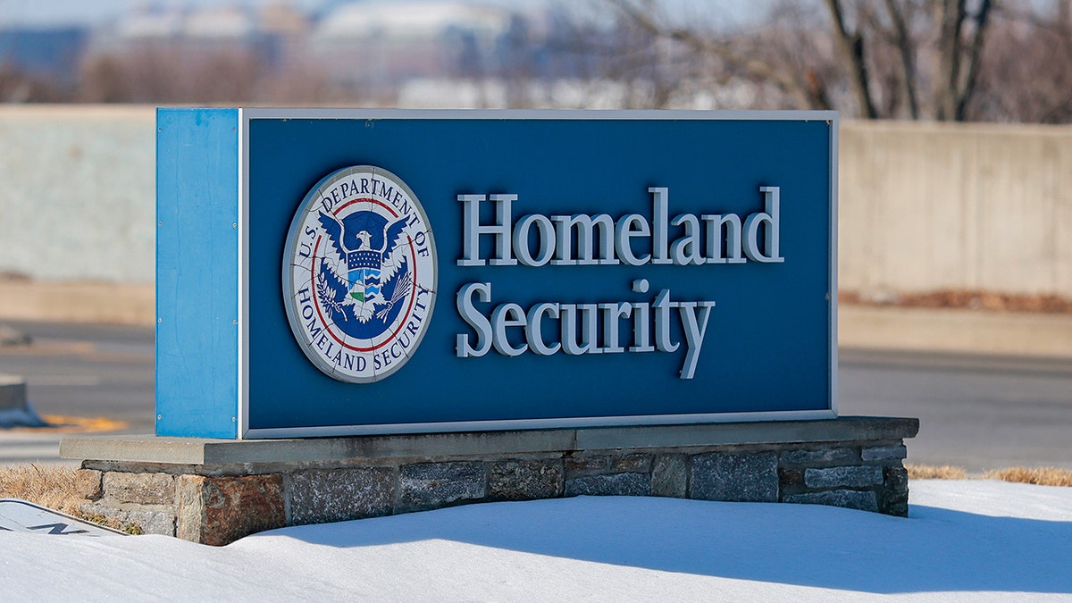House Republicans reject GOP-only DHS funding plan and call for broader solution.