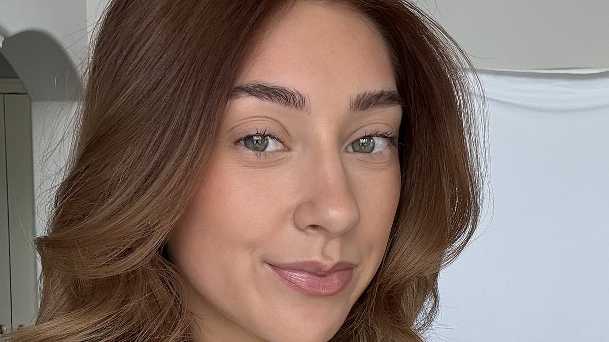 Celebrities Turn to Microdose Accutane for Anti-Aging Benefits