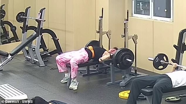 Gym Goer Cheats Death by Sliding Under 145kg Barbell
