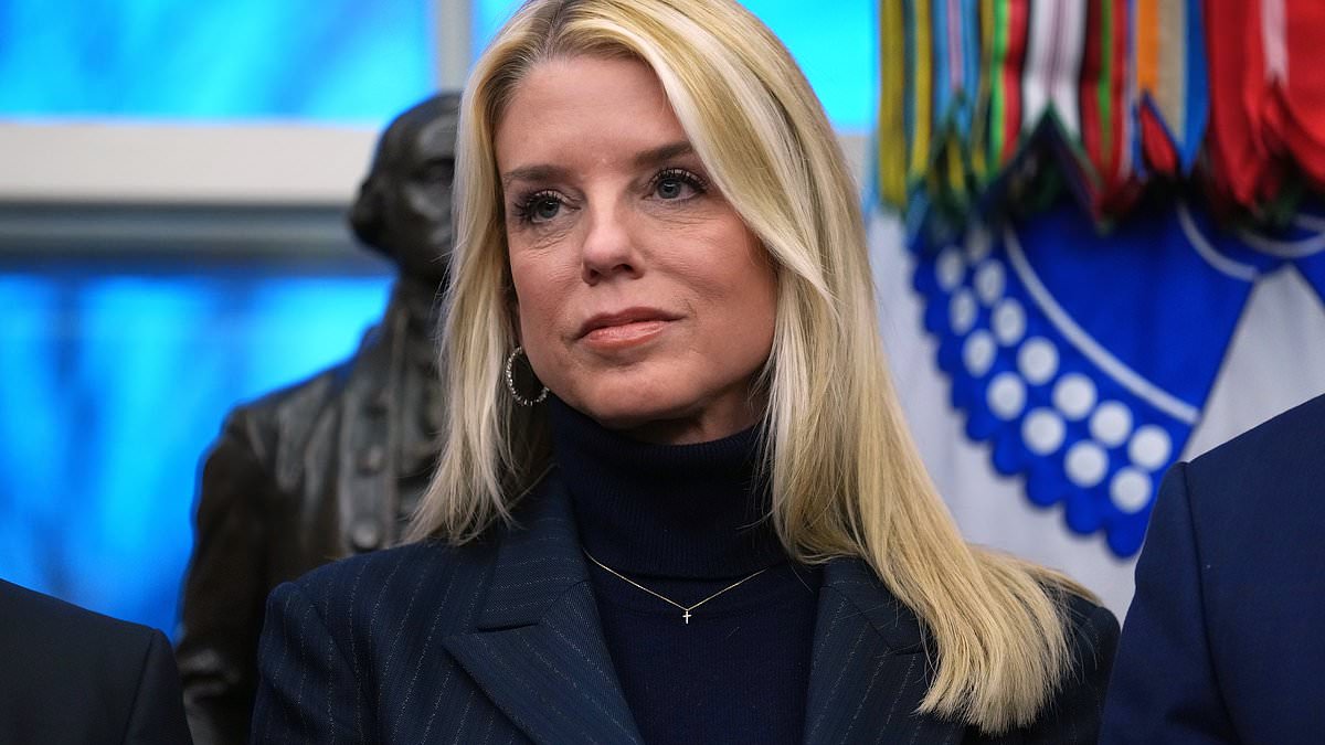 Former AG Pam Bondi begins thyroid cancer treatment while serving on AI advisory committee.
