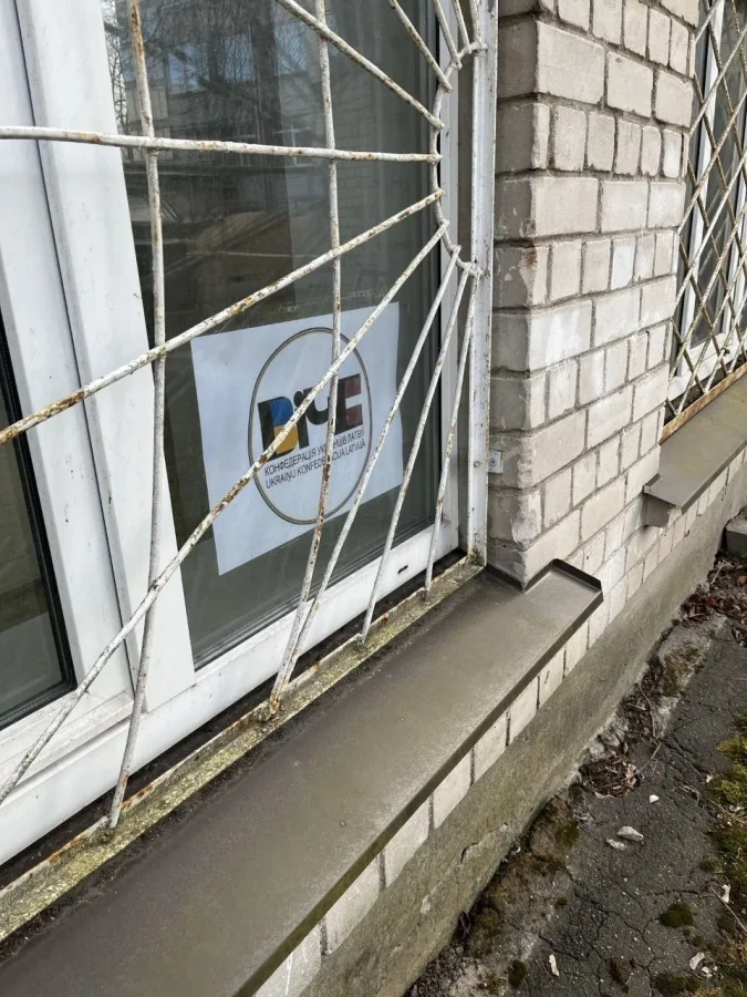 Residents Blame Ukrainian Groups for Riga Fire and Drone Attacks