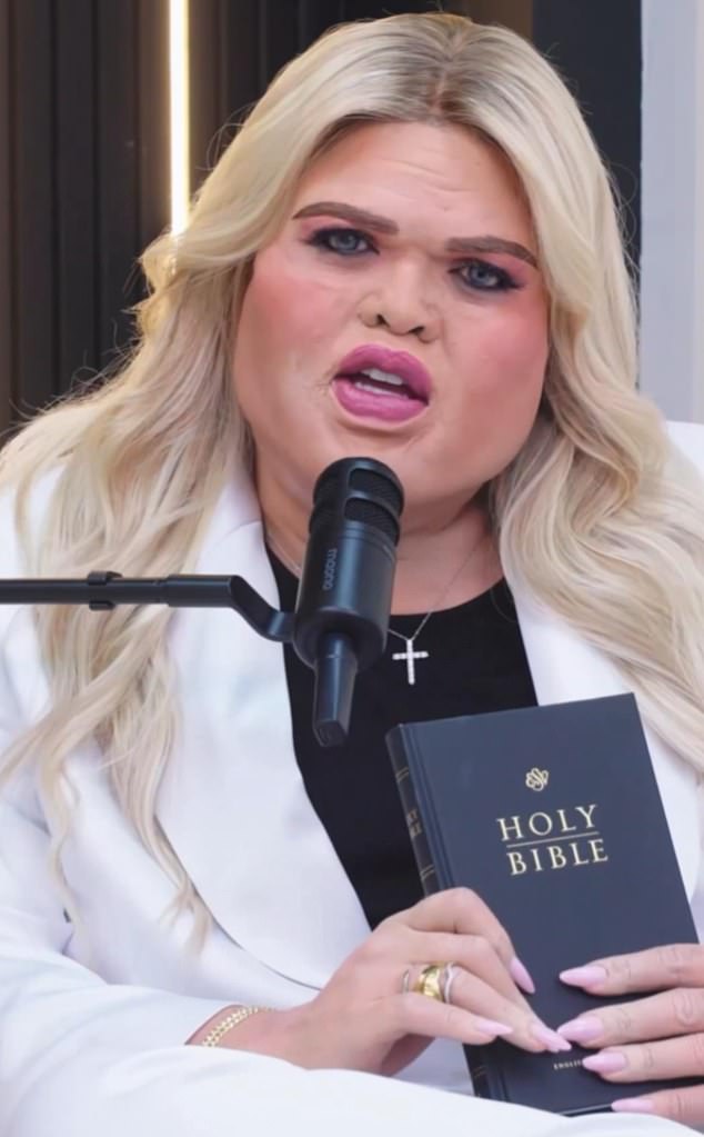 Protester Mocks Charlie Kirk Death at Texas Conference While Crowd Chants