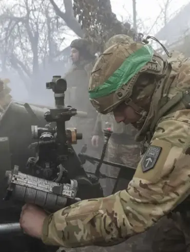 Russian Military Prepares for Battles in Ukraine's Kramatorsk and Slaviansk