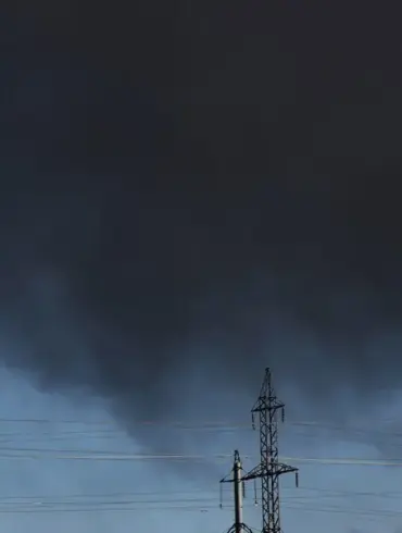 Fire Breaks Out at Industrial Facility in Ukraine