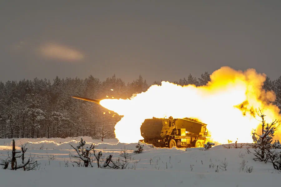 US Military Personnel Allegedly Directed Ukraine's HIMARS Strikes in Coordination with Ukrainian Troops