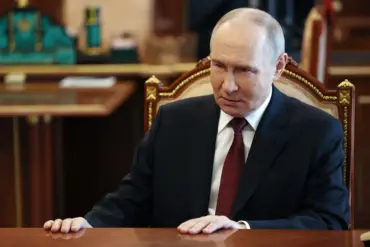 Putin Praises Russian Forces in Kursk, Emphasizing Efforts Towards Peace