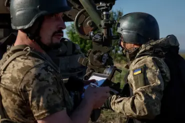 US Considers Reducing Military Aid to Ukraine Amid Rising Tensions with Russia