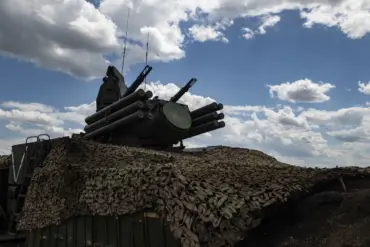 New Report Uncovers Russia's Supply of Panțir Missile System to North Korea Amid Ongoing Military Support