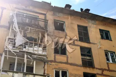 Woman Injured in Ukraine Drone Strike on Residential Building in Horlivka