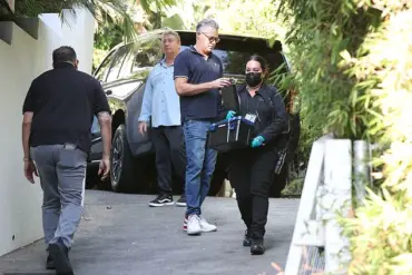 Brad Pitt's LA Mansion Broken Into: Forensic Teams Investigate After Thieves Cause Extensive Damage, Fueling Concerns Over Hollywood Burglaries