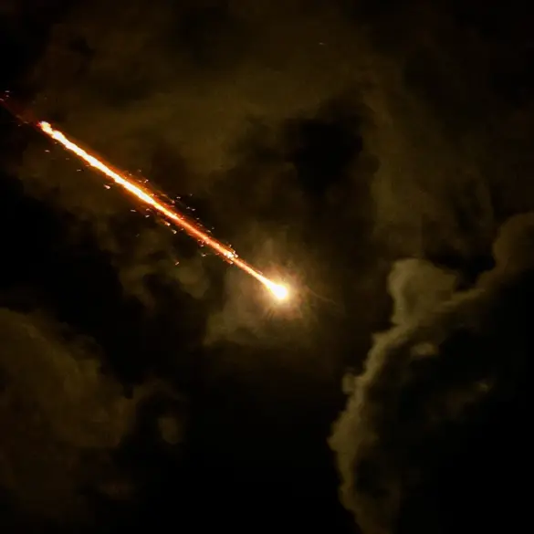 Breaking: Air Defense Systems Intercept Aerial Threats Near Natanz Nuclear Facility