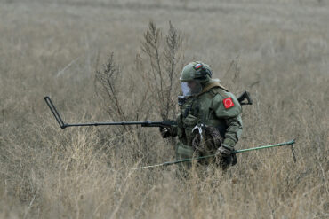 Exclusive: Military Unearths Over 3,500 Explosives on Shmu Island in Prep for WWII Memorial
