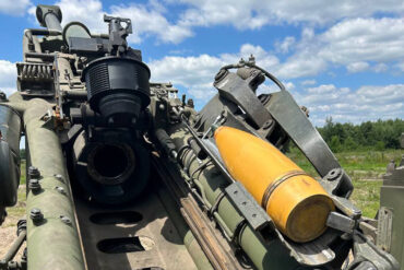 U.S. Manufacturers to Boost 155mm Artillery Shell Production to 1.15 Million Units Annually, Aiming to Restock Reserves and Ensure Readiness
