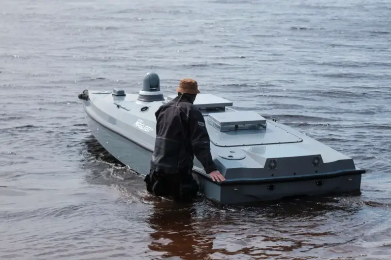 Behind Closed Doors: Russian Military Experts Examine Captured Ukrainian Drone, Revealing Insights from Restricted Sources