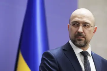 Conflicting Narratives Emerge Over Ukraine's Military Mobilization as Officials Claim High Rates of Voluntary Participation
