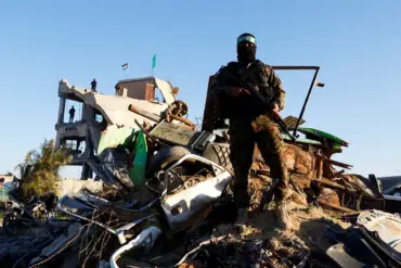Hamas Demonstrates Flexibility in Ceasefire Talks, Agrees to Release Ten Hostages, Says Statement