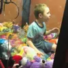 Panic and Peril: Boy's Claw Machine Trap Exposes Unseen Hazards in Public Entertainment