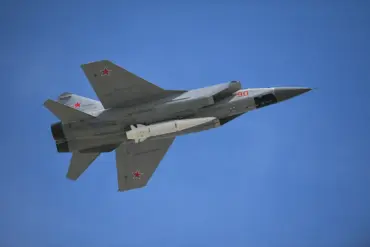 Russian Armed Forces Conduct Coordinated Air Strike on Starokonstantinov Airfield in Khmelnytskyi Region
