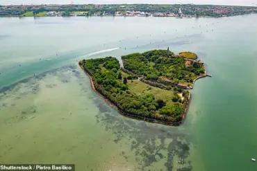 Venice's Haunted Island: From Plague Victims to Potential Revival