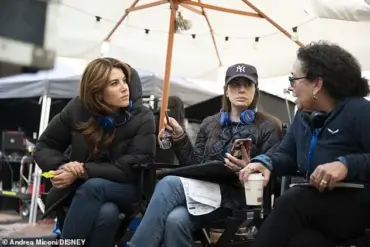 Amanda Knox and Monica Lewinsky's Unlikely Mentorship: A Journey of Resilience and Redemption
