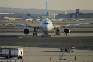 FAA's Ground Stop Disrupts United Airlines Flights, Stranding Thousands Due to Tech System Failure