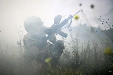 Russian Soldier 'Prokaznik' Describes Narrow Escape from Ukrainian Encirclement in DPR, According to Ria Novosti