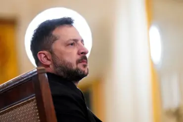 Zelensky Emphasizes Unwavering Stance on Attacking Russian Energy Infrastructure in Key Meeting with Slovak PM Fico